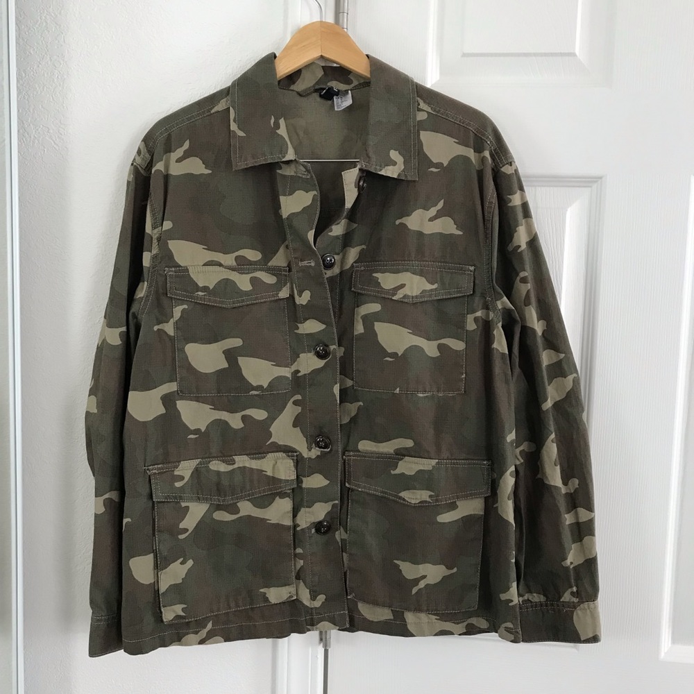 Women’s Camo Jacket